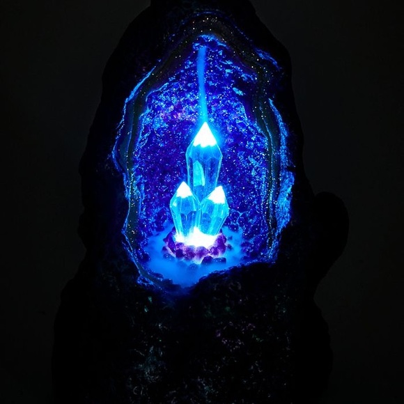 3/45$ NEW Geode Cave Incense Burner - Picture 7 of 8